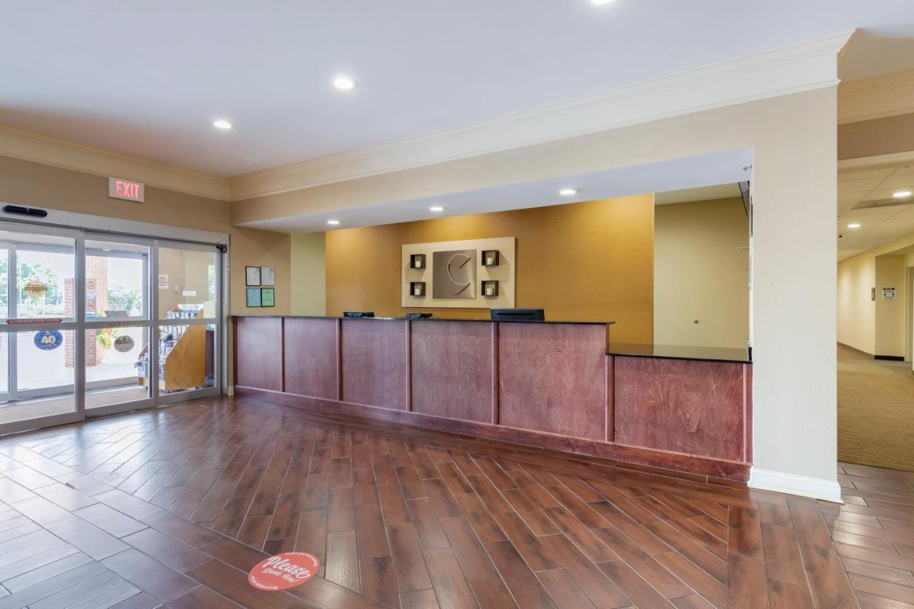 Comfort Inn Near University Хънтсвил Екстериор снимка