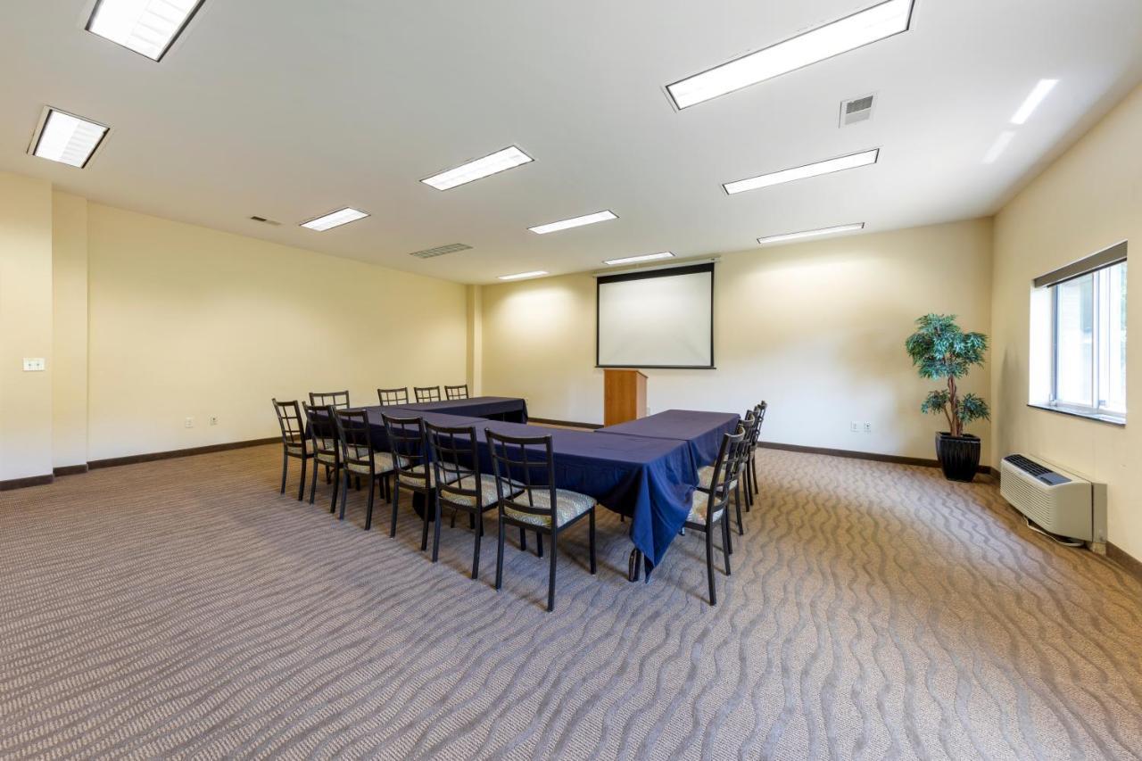 Comfort Inn Near University Хънтсвил Екстериор снимка
