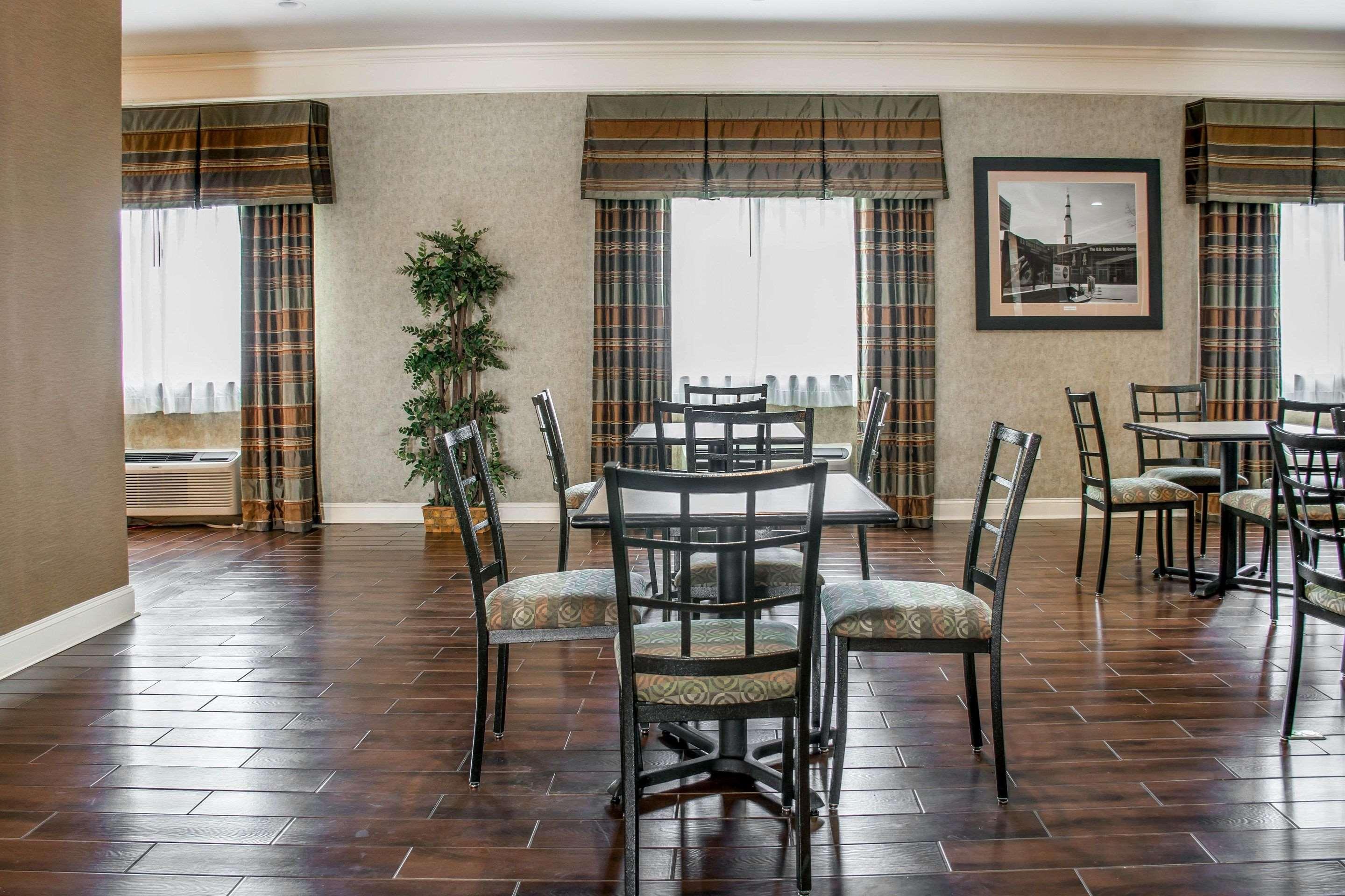 Comfort Inn Near University Хънтсвил Екстериор снимка