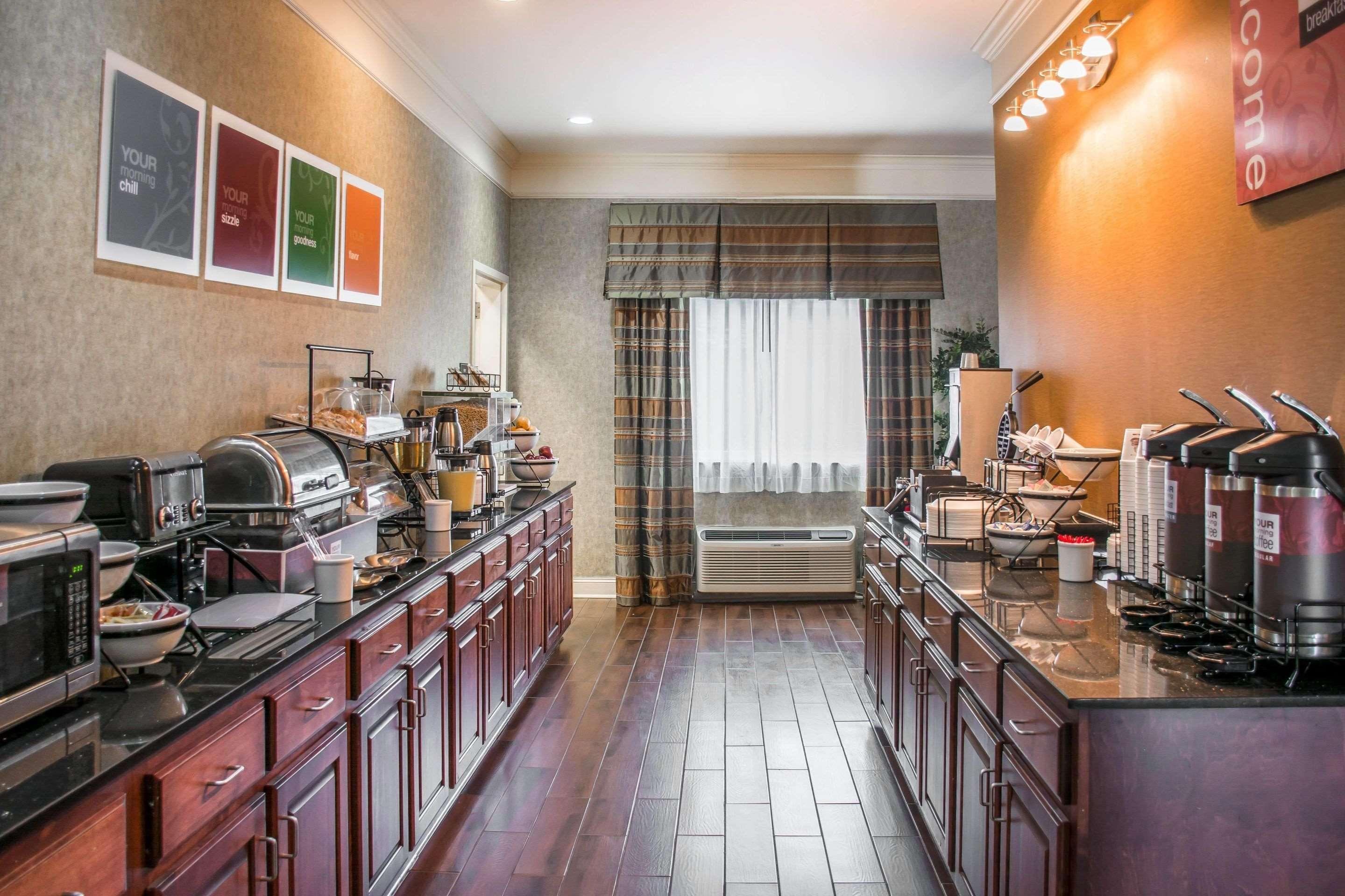 Comfort Inn Near University Хънтсвил Екстериор снимка