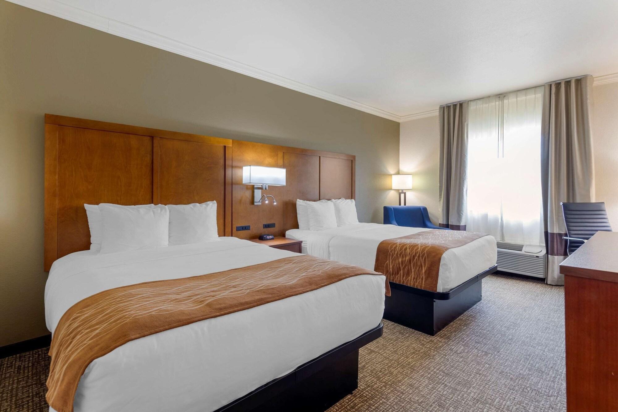 Comfort Inn Near University Хънтсвил Екстериор снимка